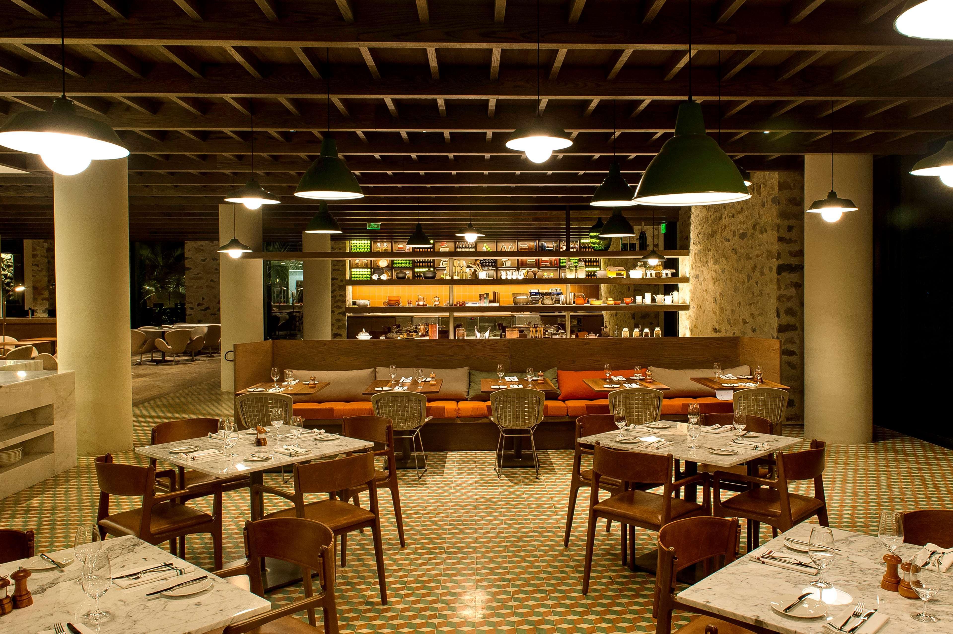 Grand Hyatt Hotel 5*